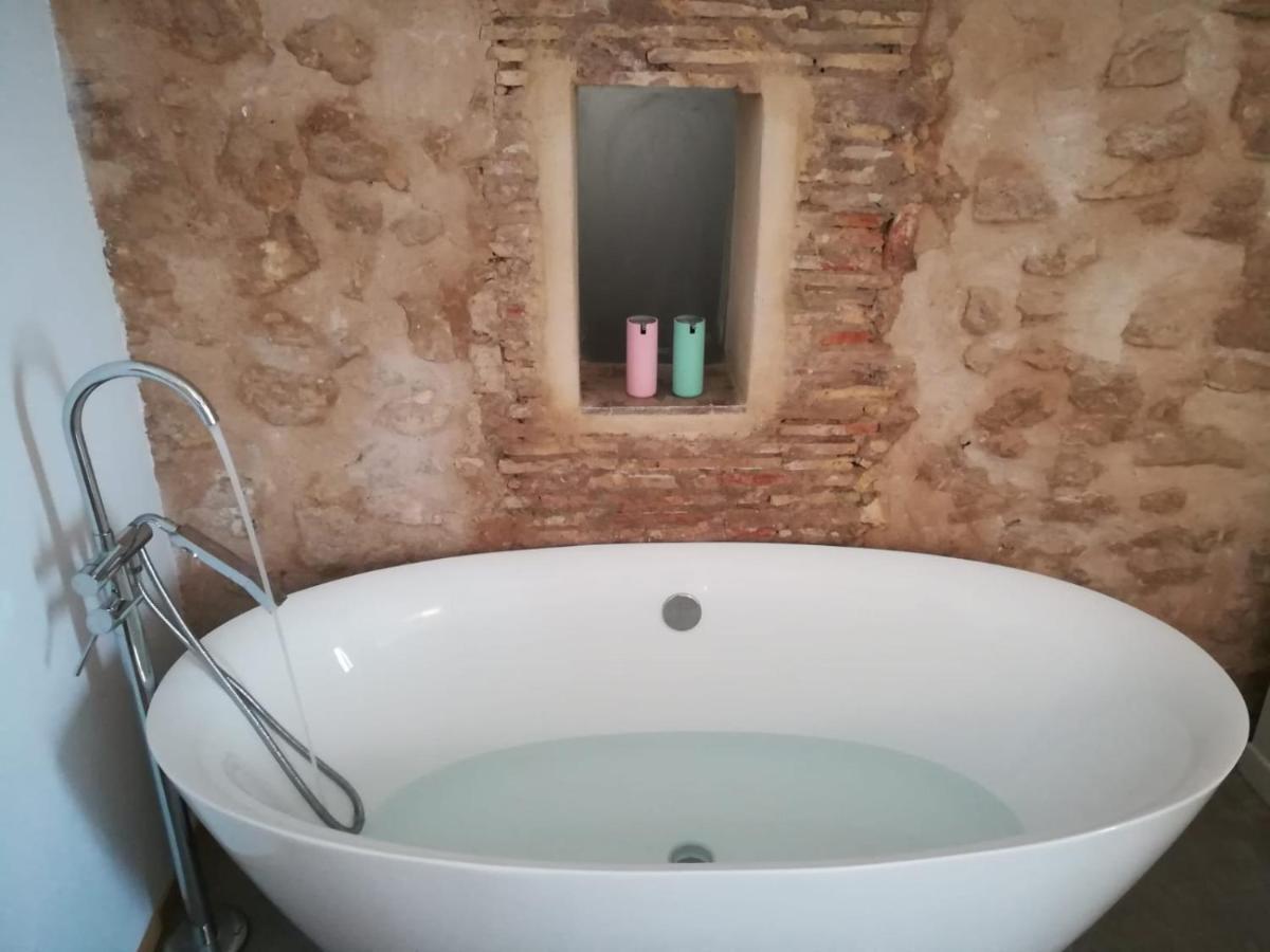 אלתיאה Suite Independiente De 45 M2 Con Banera En Pleno Casco Viejo מראה חיצוני תמונה