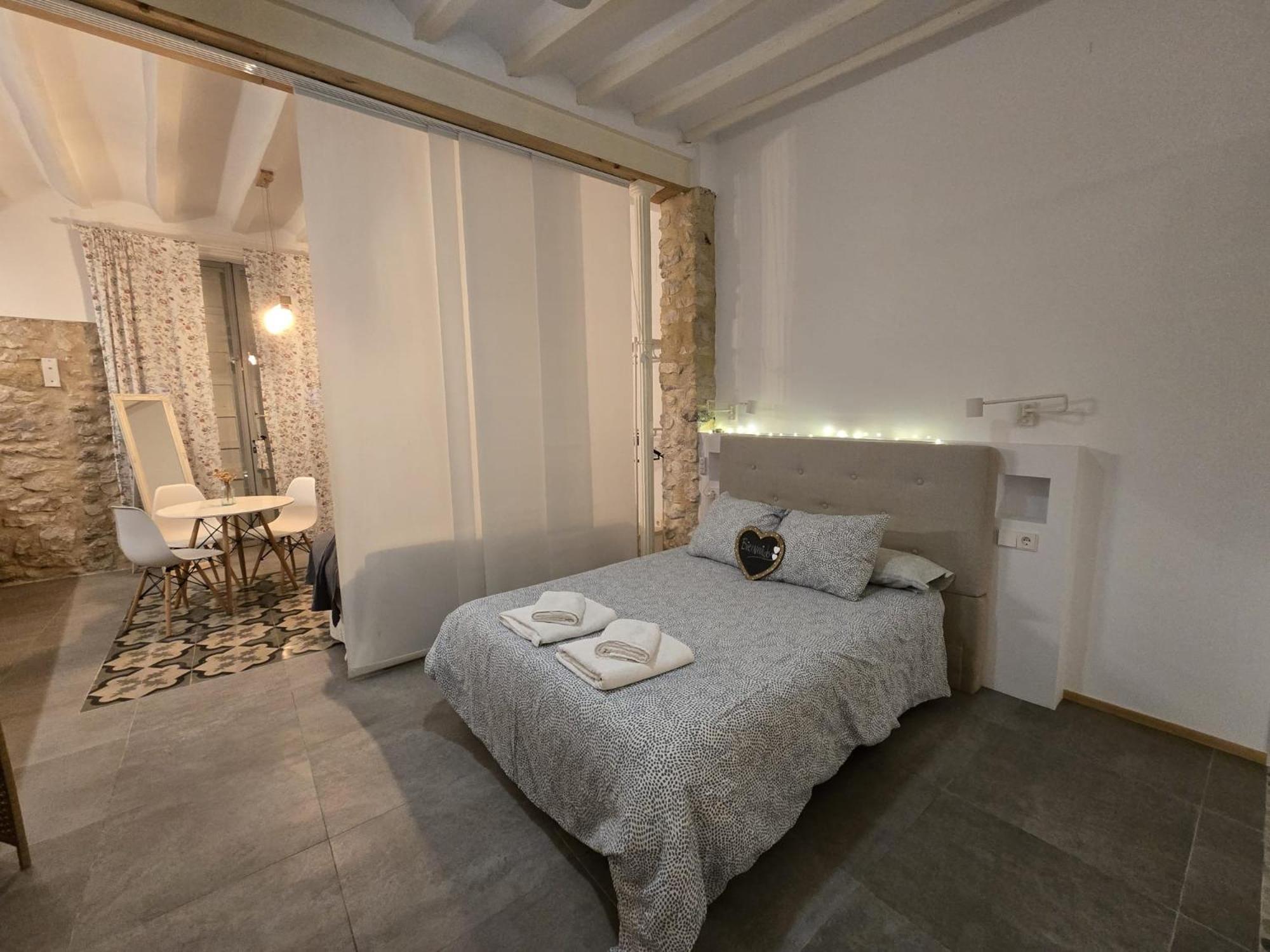 אלתיאה Suite Independiente De 45 M2 Con Banera En Pleno Casco Viejo מראה חיצוני תמונה